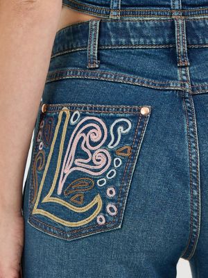 Wrangler x Lainey Wilson Embroidered Bell Bottoms in Boho Wash alternative view 4