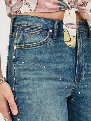 Wrangler x Lainey Wilson Bejeweled Bell Bottoms in Rock Wash alternative view 7