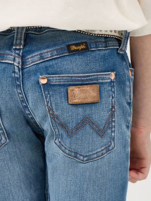 Girl's Wrangler x Lainey Wilson Boot Huggers in Wrangler Blue Wash alternative view 4