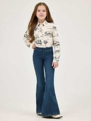 Girl's Wrangler x Lainey Wilson Pull On Bell Bottoms in Dark Denim Wash alternative view 3