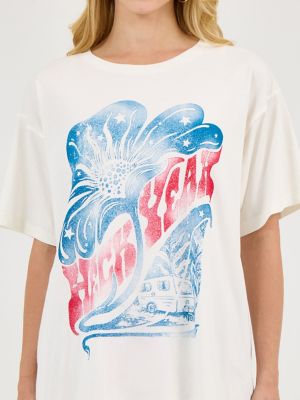 Wrangler x Lainey Wilson Heck Yeah Oversized Tee in Heck Yeah