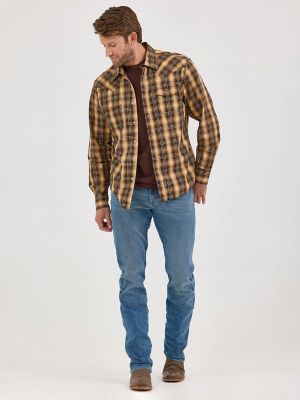 Men's Wrangler Retro® Premium Long Sleeve Western Snap Plaid Shirt in Curry Plaid