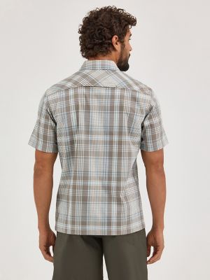 Men's Evergreen Short Sleeve Utility Shirt in Aster Dusty Olive alternative view 2
