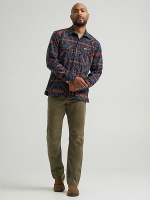 Wrangler ATG™ Men's Campsite Flannel Shirt in Port Royal