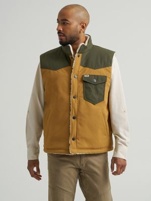 Wrangler All Terrain Gear Men's Tech Wrange Reversible Vest in Bistre alternative view