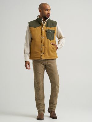 Wrangler All Terrain Gear Men's Tech Wrange Reversible Vest in Bistre alternative view 2