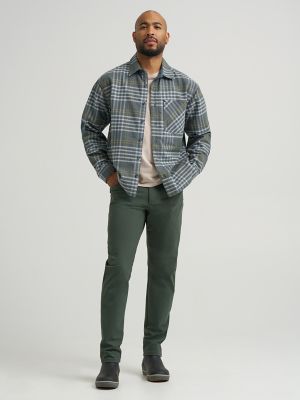 Wrangler All Terrain Gear Men's Textured Flannel Shirt in Dark Slate Plaid alternative view 3