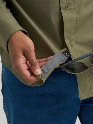 Wrangler All Terrain Gear Men's Technical Shirt in Olivine