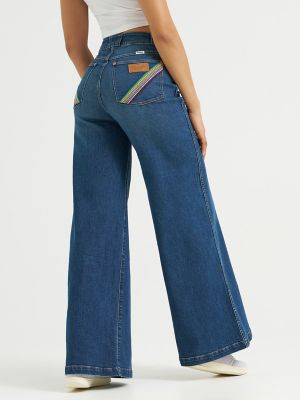 Women's Rainbow Pocket Wide Leg Jean in Icon alternative view 2