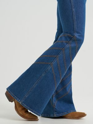 Women's High Rise Stitch Flare Jean in Carolina alternative view 7