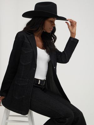 Wrangler® x Yellow Rose by Kendra Scott Fitted Blazer in Black