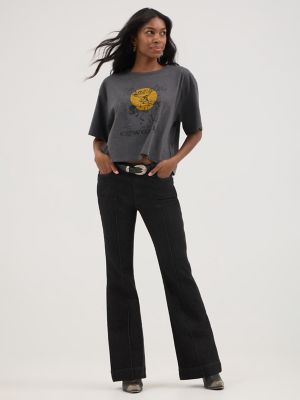 Wrangler® x Yellow Rose by Kendra Scott Boxy Crop Tee in Mid Grey