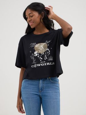 Wrangler® x Yellow Rose by Kendra Scott Boxy Crop Tee in Black alternative view
