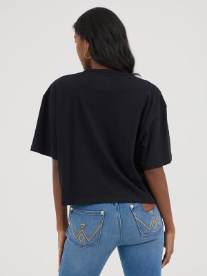 Wrangler® x Yellow Rose by Kendra Scott Boxy Crop Tee in Black alternative view 4