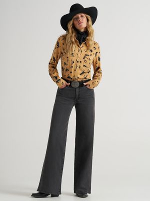 Women's Wrangler Bold Bucking Cowboy Sierra Snap Shirt