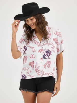 Women's Wrangler Retro® Cowgirl Camp Shirt in Ditsy Cowboy Blue