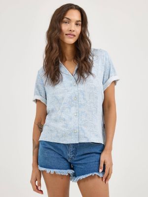 Women's Wrangler Retro® Cowgirl Camp Shirt in Blue Boots