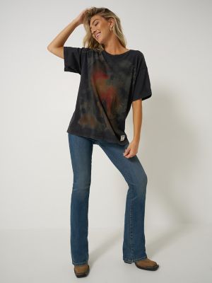 Wrangler x Lainey Wilson Boot Huggers in Boho Wash
