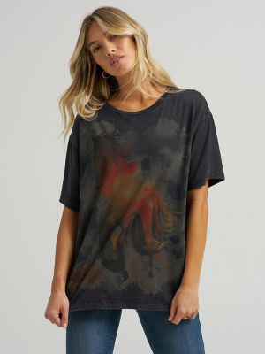 Wrangler x Lainey Wilson Horse Oversized Tee in Wild Horses