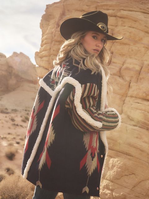 Женские куртки Wrangler Lainey Wilson x Wrangler Jacquard Lainey Coat
