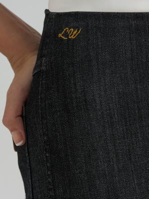 Lainey Wilson x Wrangler Pull-On Bell Bottoms