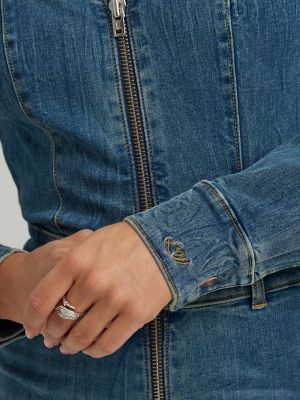 Wrangler x Lainey Wilson Denim Flare Catsuit in Rock Wash alternative view 6