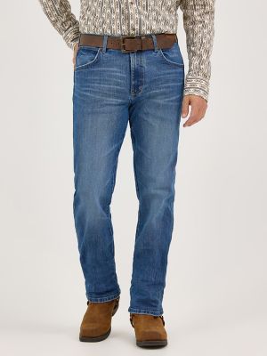 Men's Wrangler Retro® Slim Fit Straight Leg Jean in Eastside