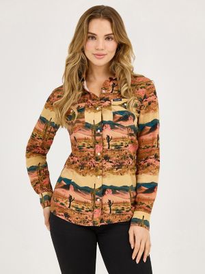 Women's Wrangler Desert Print Western Snap Top