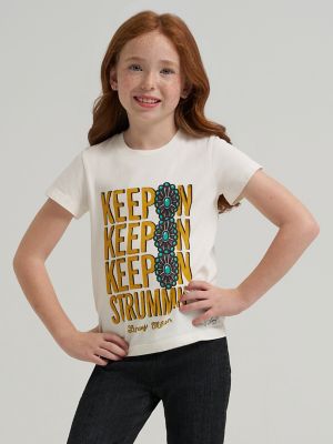 Girl's Wrangler x Lainey Wilson Keep On Strummin Reg Fit Tee in Cream