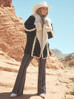 Wrangler x Lainey Wilson Striped Flare Jeans in Yarn Dye Blue alternative view 9