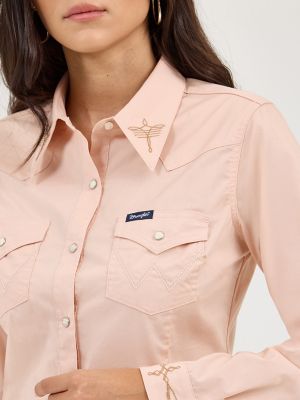 Women's Embroidered Collar Slim Western Snap Shirt in Pink