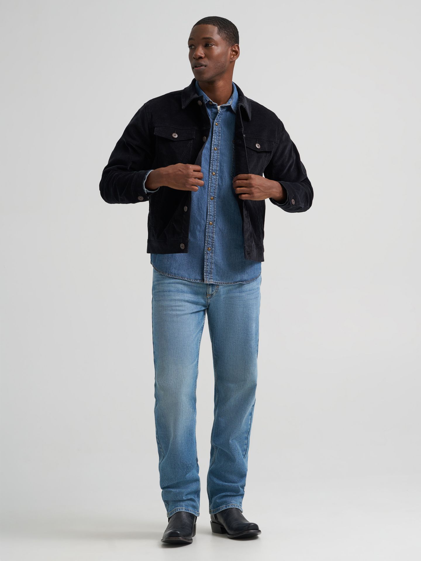 Мужская куртка Wrangler Unlined Corduroy, цвет: Угольно-чёрный — фото 2