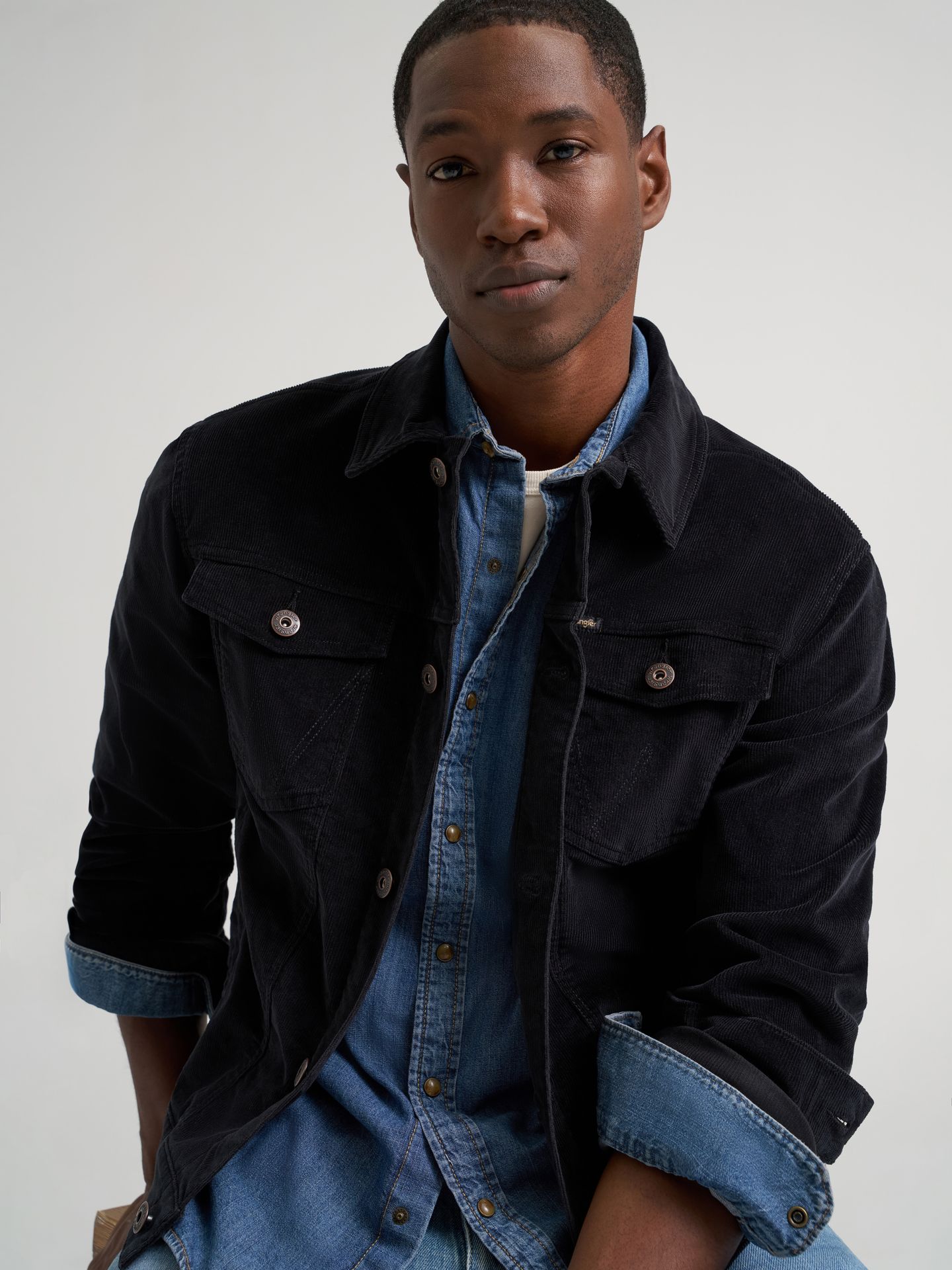 Мужская куртка Wrangler Unlined Corduroy, цвет: Угольно-чёрный — фото 3