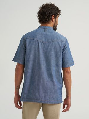Wrangler® x Made In® Chef Shirt in Chambray alternative view 4