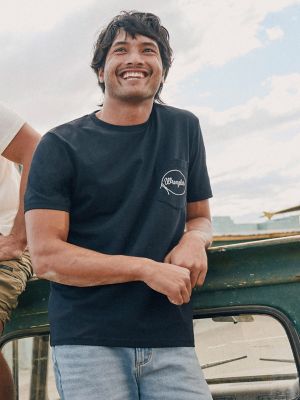 Rodeo Snaps Back Graphic T-Shirt