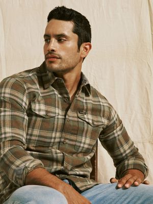 Men's Wrangler® Flannel Plaid Shirt