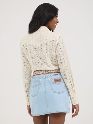 Wrangler® x Yellow Rose by Kendra Scott Pearl Snap Shirt in Cloud Dancer alternative view 5