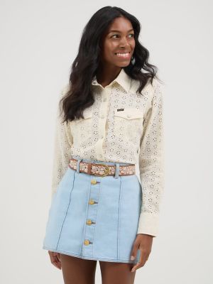 Wrangler® x Yellow Rose by Kendra Scott Pearl Snap Shirt in Cloud Dancer alternative view 7