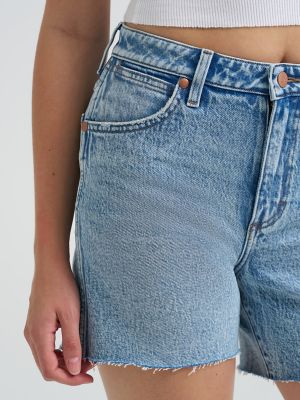 Women's Wrangler&reg; Mid-Length Cowboy Short in Blissful