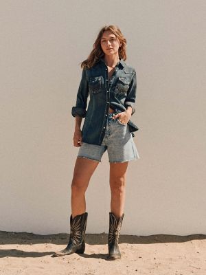 Women's Wrangler&reg; Mid-Length Cowboy Short in Blissful
