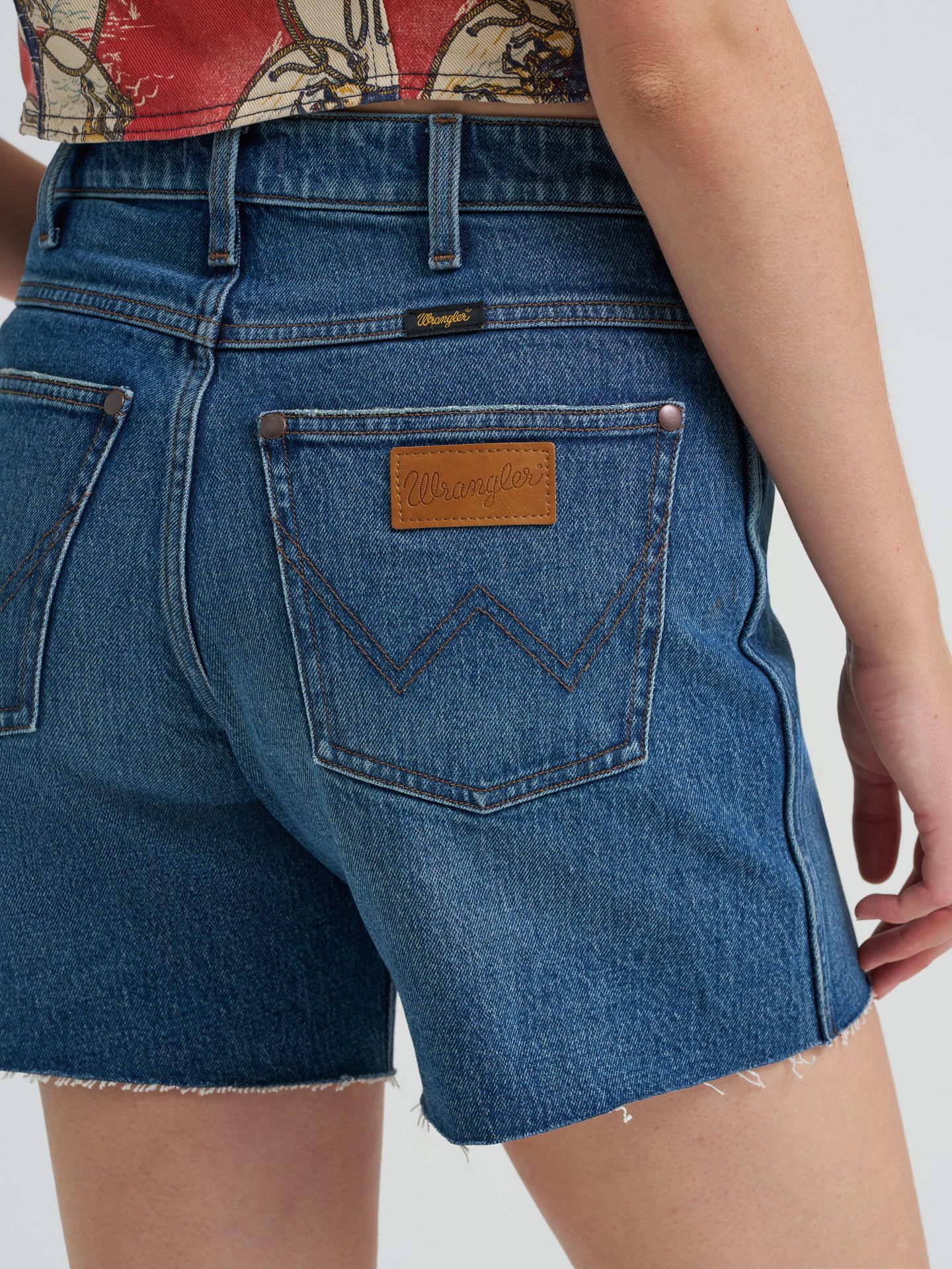 Женские шорты Wrangler Mid-Length Cowboy Short, цвет: Summer — фото 7