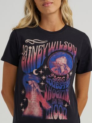 Wrangler x Lainey Wilson Moon Reg Fit Tee | The Look of Legends