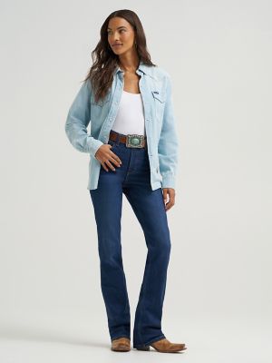 Women's Wrangler Iconic Western Snap Denim Shirt in Bleached Denim alternative view