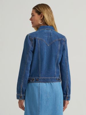 Women's Wrangler Iconic Western Denim Jacket