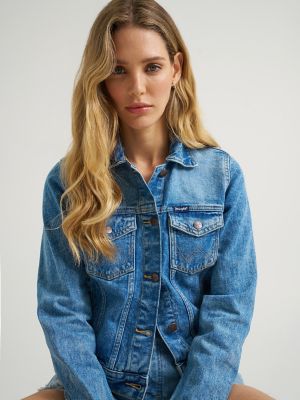 Womens Western Unlined Denim Jacket:Light Denim:L main view