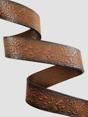 Women's Carved Buckle Belt in Brown