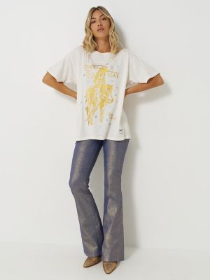 Wrangler x Lainey Wilson Glitter Flare Jean in Glitter