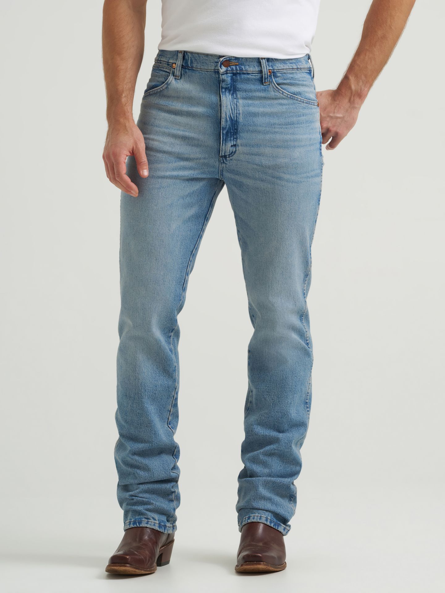 Мужские джинсы Wrangler Cowboy Cut® Slim Fit Vintage Wash, цвет: Синий — фото 2