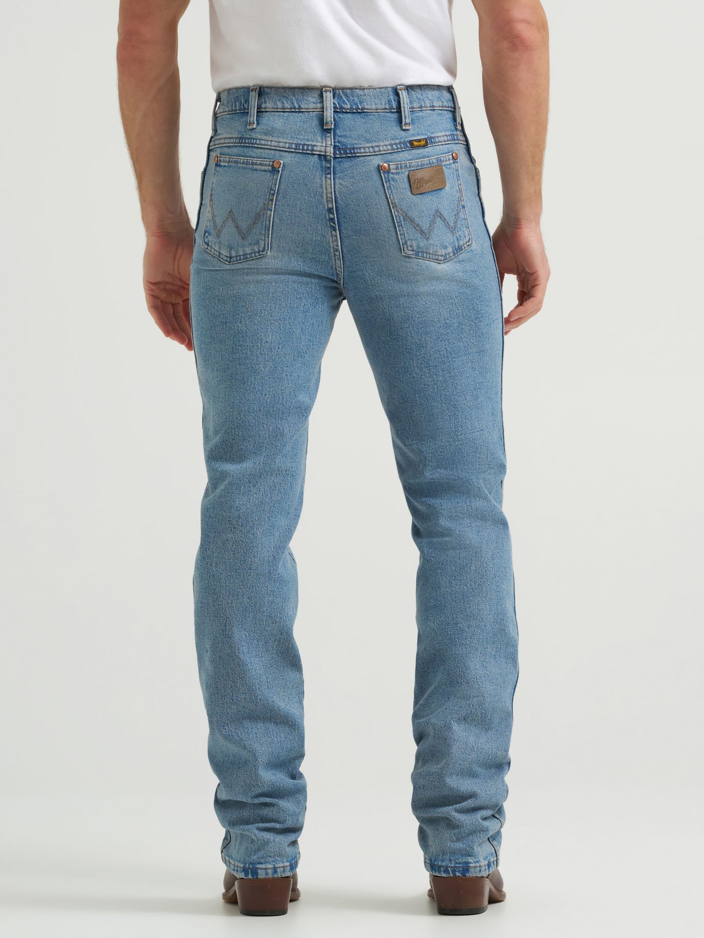 Мужские джинсы Wrangler Cowboy Cut® Slim Fit Vintage Wash, цвет: Синий — фото 3
