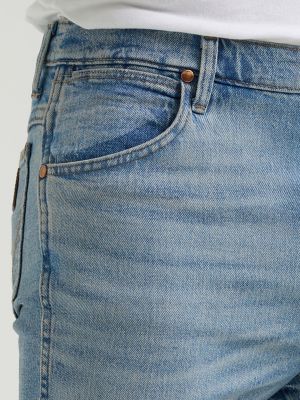 Wrangler&reg; Cowboy Cut&reg; Slim Fit Vintage Wash Jean in Authentic Blue alternative view 5